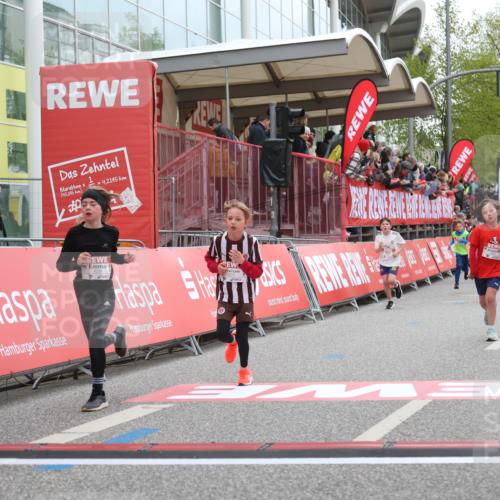 25.04.2026 - Das Zehntel Strokosch-Dieckow http://msf.ph/oto/9620203 25.04.2026 08:50:24 Ziel 1287, 1465, 1856, 2168, 4039, 4055 meine-sportfotos.de