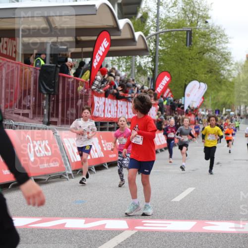 25.04.2026 - Das Zehntel Strokosch-Dieckow http://msf.ph/oto/9620220 25.04.2026 08:50:26 Ziel 1287, 1465, 2676, 4013, 4039, 4055 meine-sportfotos.de