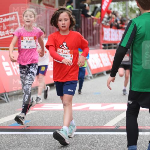 25.04.2026 - Das Zehntel Strokosch-Dieckow http://msf.ph/oto/9620261 25.04.2026 08:50:28 Ziel 1296, 1465, 1791, 1792, 2676, 3204, 4013, 4039, 4055 meine-sportfotos.de