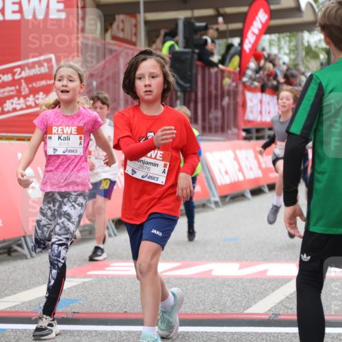 25.04.2026 - Das Zehntel Strokosch-Dieckow http://msf.ph/oto/9620274 25.04.2026 08:50:28 Ziel 1296, 1465, 1791, 1792, 2676, 3204, 4013, 4039, 4055 meine-sportfotos.de
