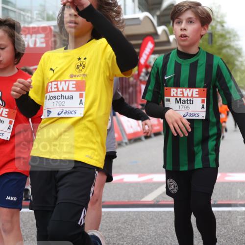 25.04.2026 - Das Zehntel Strokosch-Dieckow http://msf.ph/oto/9620357 25.04.2026 08:50:30 Ziel 1296, 1465, 1791, 1792, 2676, 3204, 3569, 4013, 4039, 4055, 4059 meine-sportfotos.de