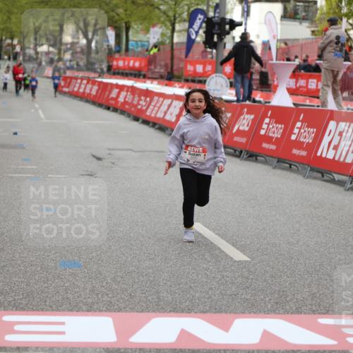 25.04.2026 - Das Zehntel Strokosch-Dieckow http://msf.ph/oto/9620358 25.04.2026 09:13:42 Ziel 2590 meine-sportfotos.de