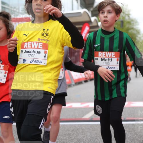 25.04.2026 - Das Zehntel Strokosch-Dieckow http://msf.ph/oto/9620364 25.04.2026 08:50:30 Ziel 1296, 1465, 1791, 1792, 2676, 3204, 3569, 4013, 4039, 4055, 4059 meine-sportfotos.de