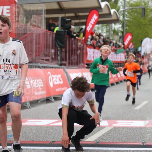 25.04.2026 - Das Zehntel Strokosch-Dieckow http://msf.ph/oto/9620391 25.04.2026 08:50:32 Ziel 1296, 1791, 1792, 2676, 3204, 3569, 3597, 3835, 4013, 4059 meine-sportfotos.de