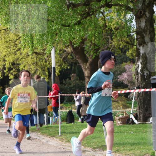 25.04.2026 - Das Zehntel Zöllner http://msf.ph/oto/9620415 25.04.2026 07:38:32 Laufen 1999, 2796, 2173 meine-sportfotos.de
