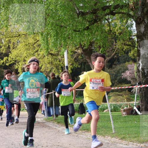 25.04.2026 - Das Zehntel Zöllner http://msf.ph/oto/9620425 25.04.2026 07:38:33 Laufen 1999, 1461, 2796 meine-sportfotos.de