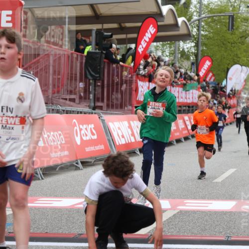 25.04.2026 - Das Zehntel Strokosch-Dieckow http://msf.ph/oto/9620426 25.04.2026 08:50:32 Ziel 1296, 1791, 1792, 2676, 3204, 3569, 3597, 3835, 4013, 4059 meine-sportfotos.de
