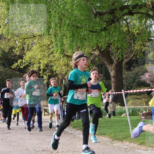 25.04.2026 - Das Zehntel Zöllner http://msf.ph/oto/9620430 25.04.2026 07:38:33 Laufen 1461, 1999 meine-sportfotos.de