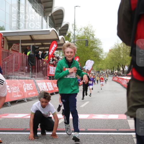 25.04.2026 - Das Zehntel Strokosch-Dieckow http://msf.ph/oto/9620449 25.04.2026 08:50:33 Ziel 1296, 1791, 1792, 2676, 3204, 3569, 3597, 3835, 4013, 4059 meine-sportfotos.de