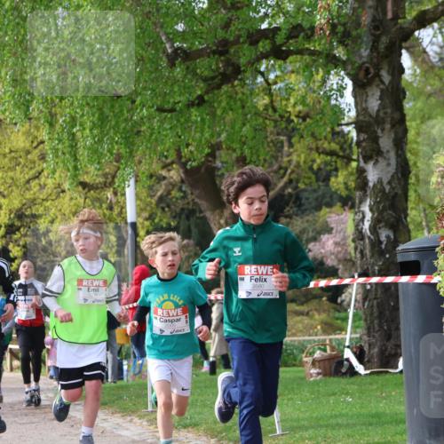 25.04.2026 - Das Zehntel Zöllner http://msf.ph/oto/9620452 25.04.2026 07:38:35 Laufen 2005, 3580 meine-sportfotos.de