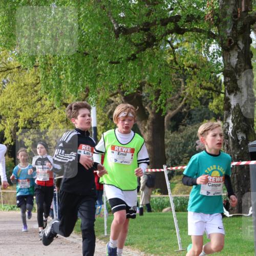 25.04.2026 - Das Zehntel Zöllner http://msf.ph/oto/9620463 25.04.2026 07:38:36 Laufen 3402, 3238, 2006 meine-sportfotos.de