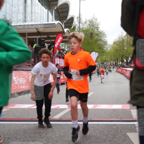 25.04.2026 - Das Zehntel Strokosch-Dieckow http://msf.ph/oto/9620493 25.04.2026 08:50:35 Ziel 1295, 1296, 1791, 1792, 3204, 3370, 3569, 3597, 3621, 3835, 4059 meine-sportfotos.de