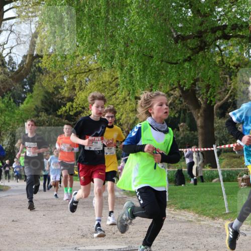 25.04.2026 - Das Zehntel Zöllner http://msf.ph/oto/9620510 25.04.2026 07:38:40 Laufen 4012 meine-sportfotos.de