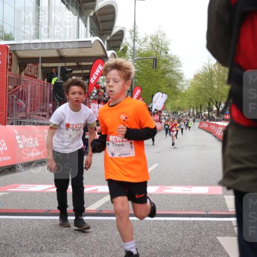25.04.2026 - Das Zehntel Strokosch-Dieckow http://msf.ph/oto/9620511 25.04.2026 08:50:35 Ziel 1295, 1296, 1791, 1792, 3204, 3370, 3569, 3597, 3621, 3835, 4059 meine-sportfotos.de