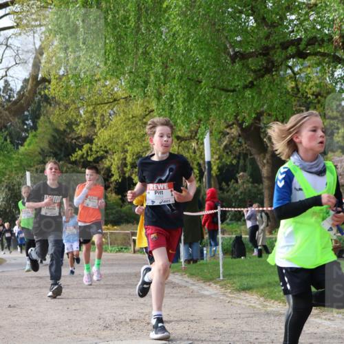 25.04.2026 - Das Zehntel Zöllner http://msf.ph/oto/9620516 25.04.2026 07:38:40 Laufen 2053 meine-sportfotos.de