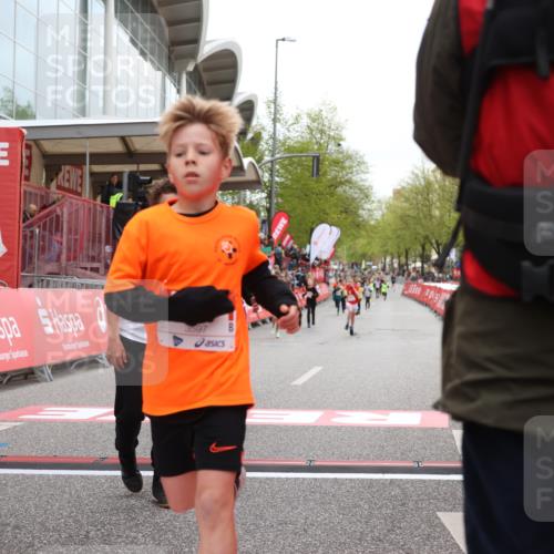 25.04.2026 - Das Zehntel Strokosch-Dieckow http://msf.ph/oto/9620529 25.04.2026 08:50:35 Ziel 1295, 1296, 1791, 1792, 3204, 3370, 3569, 3597, 3621, 3835, 4059 meine-sportfotos.de