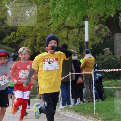25.04.2026 - Das Zehntel Zöllner http://msf.ph/oto/9620554 25.04.2026 11:38:56 Laufen 10002, 11850 meine-sportfotos.de