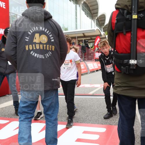 25.04.2026 - Das Zehntel Strokosch-Dieckow http://msf.ph/oto/9620559 25.04.2026 08:50:37 Ziel 1295, 2647, 3370, 3569, 3597, 3621, 3835, 4059 meine-sportfotos.de