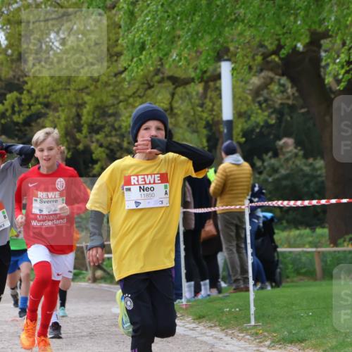 25.04.2026 - Das Zehntel Zöllner http://msf.ph/oto/9620560 25.04.2026 11:38:56 Laufen 10002, 10269, 11850 meine-sportfotos.de