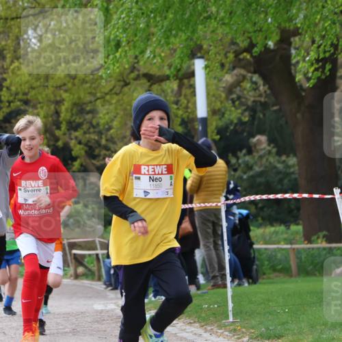 25.04.2026 - Das Zehntel Zöllner http://msf.ph/oto/9620565 25.04.2026 11:38:56 Laufen 10002, 1026, 11850 meine-sportfotos.de