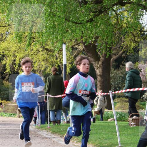 25.04.2026 - Das Zehntel Zöllner http://msf.ph/oto/9620594 25.04.2026 07:38:47 Laufen 1696, 3976 meine-sportfotos.de