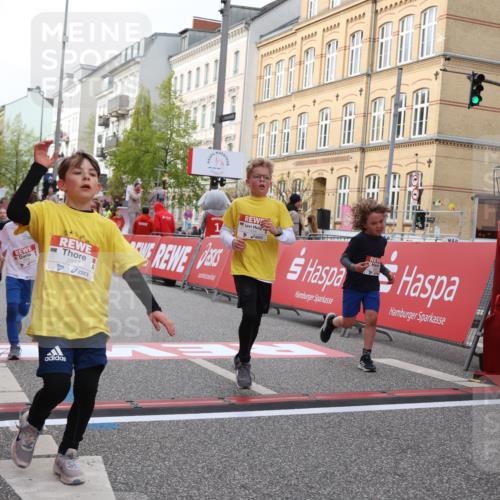 25.04.2026 - Das Zehntel Strokosch-Dieckow http://msf.ph/oto/9620604 25.04.2026 08:51:05 Ziel 1217, 1554, 1702, 1735, 1764, 2329, 2570, 2731, 2817, 2994, 3118, 3194, 3230, 3546, 3557, 3607, 4052 meine-sportfotos.de