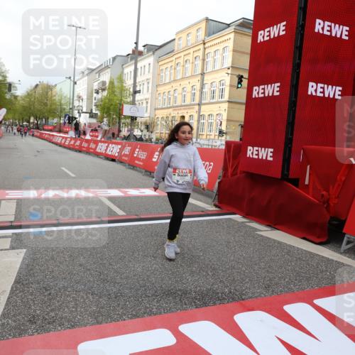 25.04.2026 - Das Zehntel Strokosch-Dieckow http://msf.ph/oto/9620612 25.04.2026 09:13:45 Ziel 2590 meine-sportfotos.de