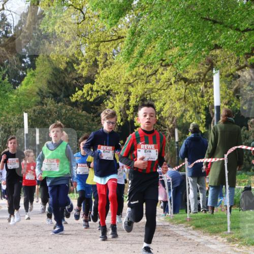 25.04.2026 - Das Zehntel Zöllner http://msf.ph/oto/9620620 25.04.2026 07:38:50 Laufen 1786 meine-sportfotos.de