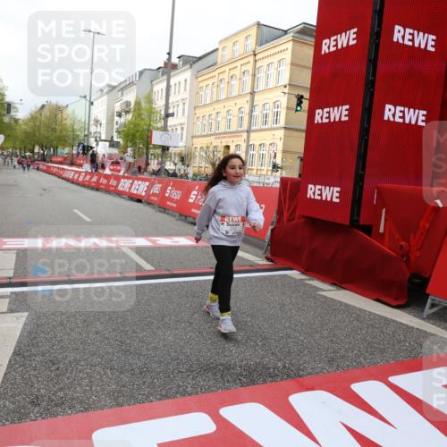 25.04.2026 - Das Zehntel Strokosch-Dieckow http://msf.ph/oto/9620623 25.04.2026 09:13:45 Ziel 2590 meine-sportfotos.de