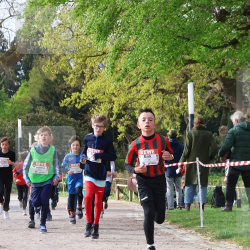 25.04.2026 - Das Zehntel Zöllner http://msf.ph/oto/9620625 25.04.2026 07:38:51 Laufen 1786 meine-sportfotos.de