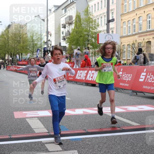 25.04.2026 - Das Zehntel Strokosch-Dieckow http://msf.ph/oto/9620640 25.04.2026 08:51:06 Ziel 1217, 1310, 1554, 1702, 1735, 1764, 2315, 2570, 2731, 2817, 3118, 3194, 3230, 3546, 3557, 3607, 4052 meine-sportfotos.de