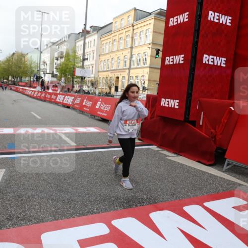 25.04.2026 - Das Zehntel Strokosch-Dieckow http://msf.ph/oto/9620644 25.04.2026 09:13:46 Ziel 2590 meine-sportfotos.de