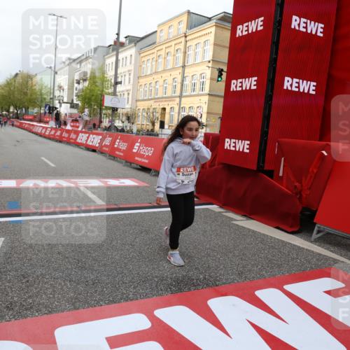 25.04.2026 - Das Zehntel Strokosch-Dieckow http://msf.ph/oto/9620652 25.04.2026 09:13:46 Ziel 2590 meine-sportfotos.de