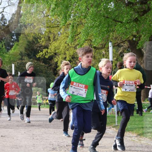 25.04.2026 - Das Zehntel Zöllner http://msf.ph/oto/9620654 25.04.2026 07:38:53 Laufen 3328, 1587 meine-sportfotos.de