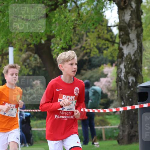 25.04.2026 - Das Zehntel Zöllner http://msf.ph/oto/9620657 25.04.2026 11:38:58 Laufen 437 meine-sportfotos.de
