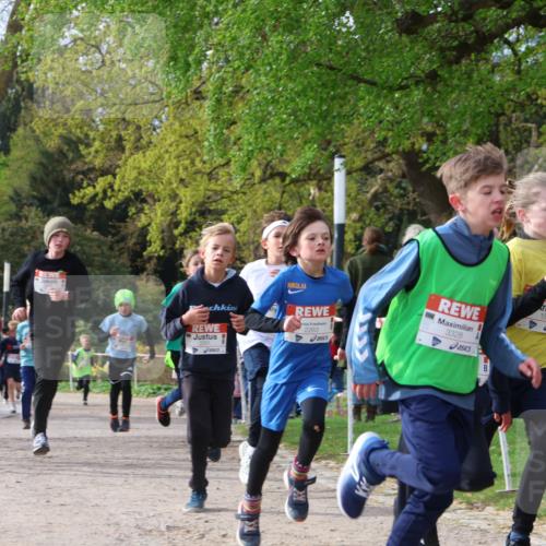 25.04.2026 - Das Zehntel Zöllner http://msf.ph/oto/9620660 25.04.2026 07:38:53 Laufen 2263, 1587, 3328 meine-sportfotos.de