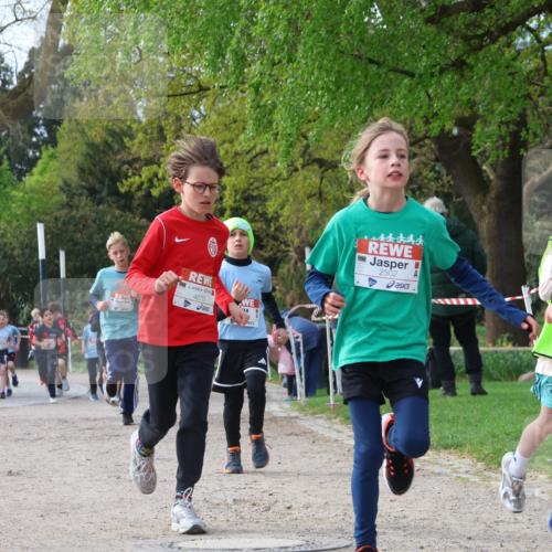 25.04.2026 - Das Zehntel Zöllner http://msf.ph/oto/9620688 25.04.2026 07:38:57 Laufen 4070, 2502, 3250, 361 meine-sportfotos.de