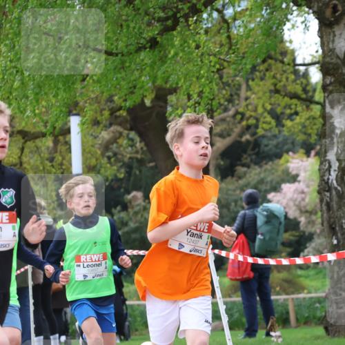 25.04.2026 - Das Zehntel Zöllner http://msf.ph/oto/9620689 25.04.2026 11:38:58 Laufen 10008, 10857, 12437 meine-sportfotos.de