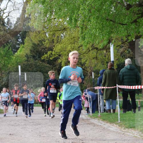 25.04.2026 - Das Zehntel Zöllner http://msf.ph/oto/9620707 25.04.2026 07:38:59 Laufen 2172 meine-sportfotos.de
