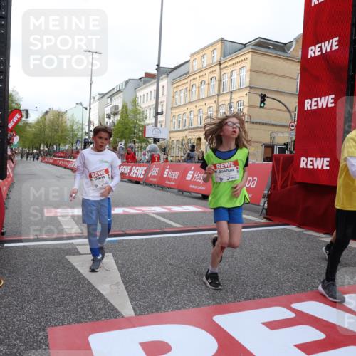 25.04.2026 - Das Zehntel Strokosch-Dieckow http://msf.ph/oto/9620709 25.04.2026 08:51:07 Ziel 1217, 1310, 1554, 1702, 1735, 1764, 2315, 2570, 2731, 2817, 3118, 3194, 3230, 3546, 3557, 3607, 4052 meine-sportfotos.de