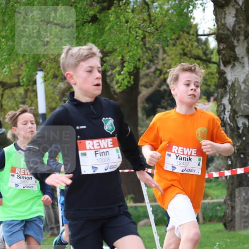 25.04.2026 - Das Zehntel Zöllner http://msf.ph/oto/9620710 25.04.2026 11:38:58 Laufen 10666, 10837, 10008, 12437 meine-sportfotos.de