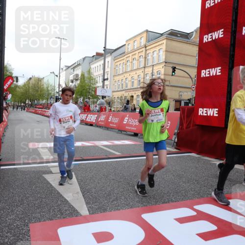 25.04.2026 - Das Zehntel Strokosch-Dieckow http://msf.ph/oto/9620718 25.04.2026 08:51:07 Ziel 1217, 1310, 1554, 1702, 1735, 1764, 2315, 2570, 2731, 2817, 3118, 3194, 3230, 3546, 3557, 3607, 4052 meine-sportfotos.de