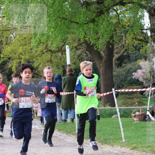 25.04.2026 - Das Zehntel Zöllner http://msf.ph/oto/9620732 25.04.2026 07:39:04 Laufen 2339, 1844 meine-sportfotos.de
