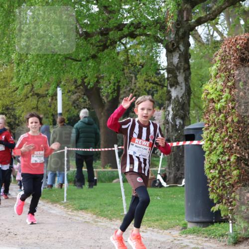 25.04.2026 - Das Zehntel Zöllner http://msf.ph/oto/9620794 25.04.2026 07:39:09 Laufen 4055 meine-sportfotos.de