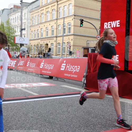 25.04.2026 - Das Zehntel Strokosch-Dieckow http://msf.ph/oto/9620831 25.04.2026 08:51:09 Ziel 1217, 1310, 1554, 1735, 2315, 2497, 2570, 2817, 3118, 3194, 3202, 3230, 3546, 3554, 3557, 4052 meine-sportfotos.de