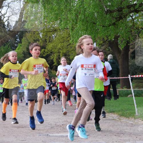 25.04.2026 - Das Zehntel Zöllner http://msf.ph/oto/9620835 25.04.2026 07:39:13 Laufen 3971, 169 meine-sportfotos.de