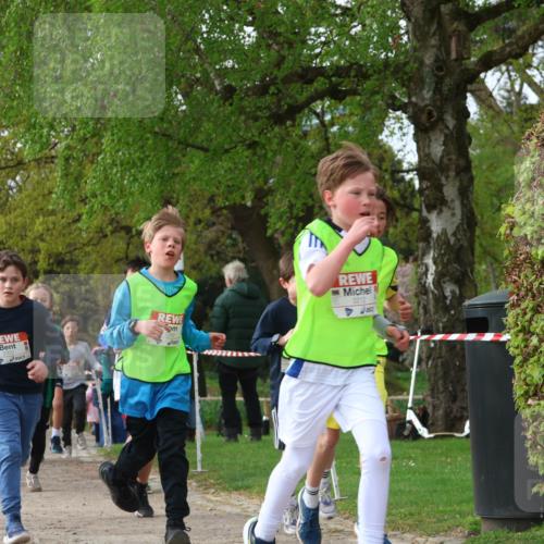 25.04.2026 - Das Zehntel Zöllner http://msf.ph/oto/9620908 25.04.2026 07:39:18 Laufen 2302, 3212 meine-sportfotos.de