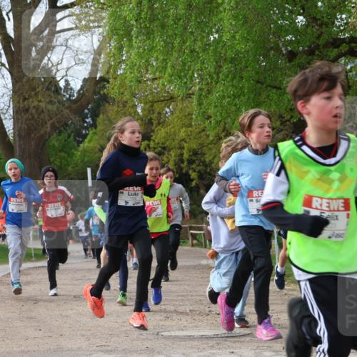 25.04.2026 - Das Zehntel Zöllner http://msf.ph/oto/9620939 25.04.2026 07:39:21 Laufen  meine-sportfotos.de