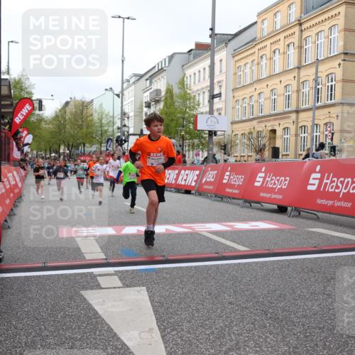 25.04.2026 - Das Zehntel Strokosch-Dieckow http://msf.ph/oto/9620944 25.04.2026 08:52:16 Ziel 1111, 1198, 1281, 1509, 1974, 2044, 2261, 2262, 2299, 2313, 2729, 2966, 3087, 3116, 3227, 3335, 3572, 3585, 3917, 3932, 3994 meine-sportfotos.de