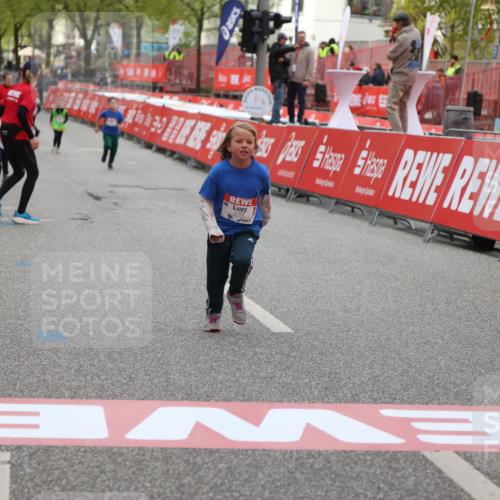 25.04.2026 - Das Zehntel Strokosch-Dieckow http://msf.ph/oto/9620946 25.04.2026 09:14:02 Ziel 2083, 2102 meine-sportfotos.de
